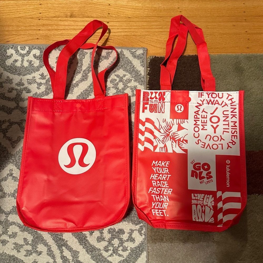 Bundle 2 Small Lululemon Reusable Shopping Gift Bag Totes Holiday Red white